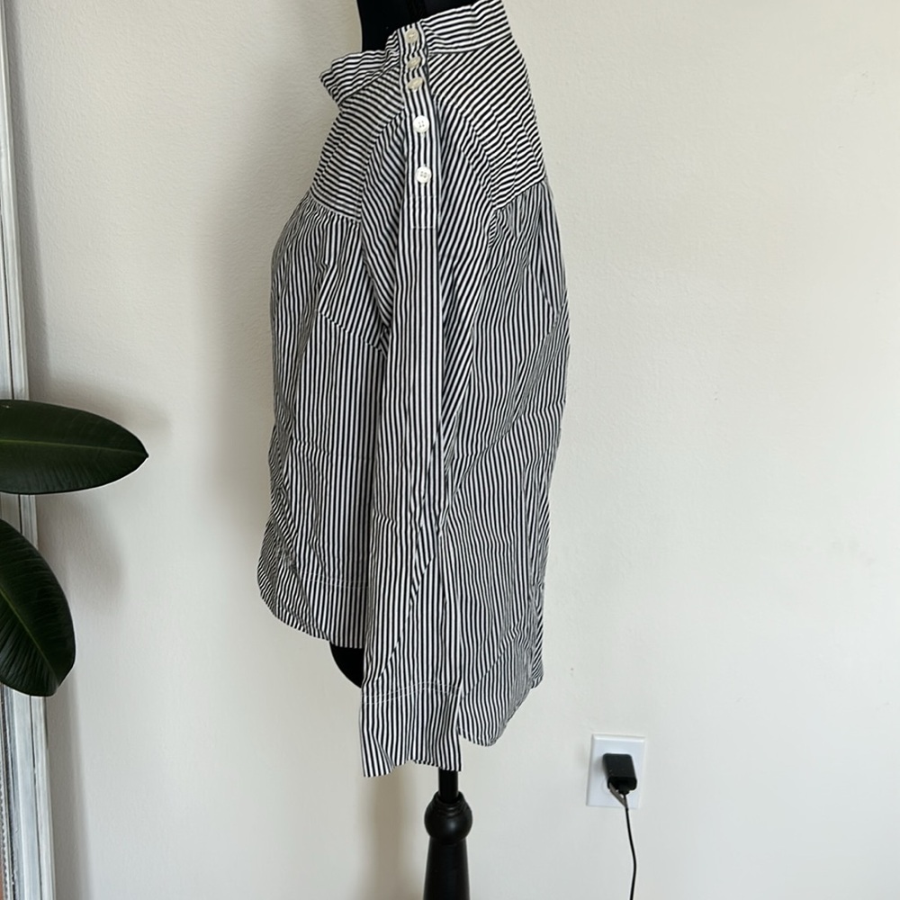 JCREW WOMENS NAVY AND WHITE STRIPED LONG SLEEVE POPLIN TOP 100% COTTON - Picture 7 of 9